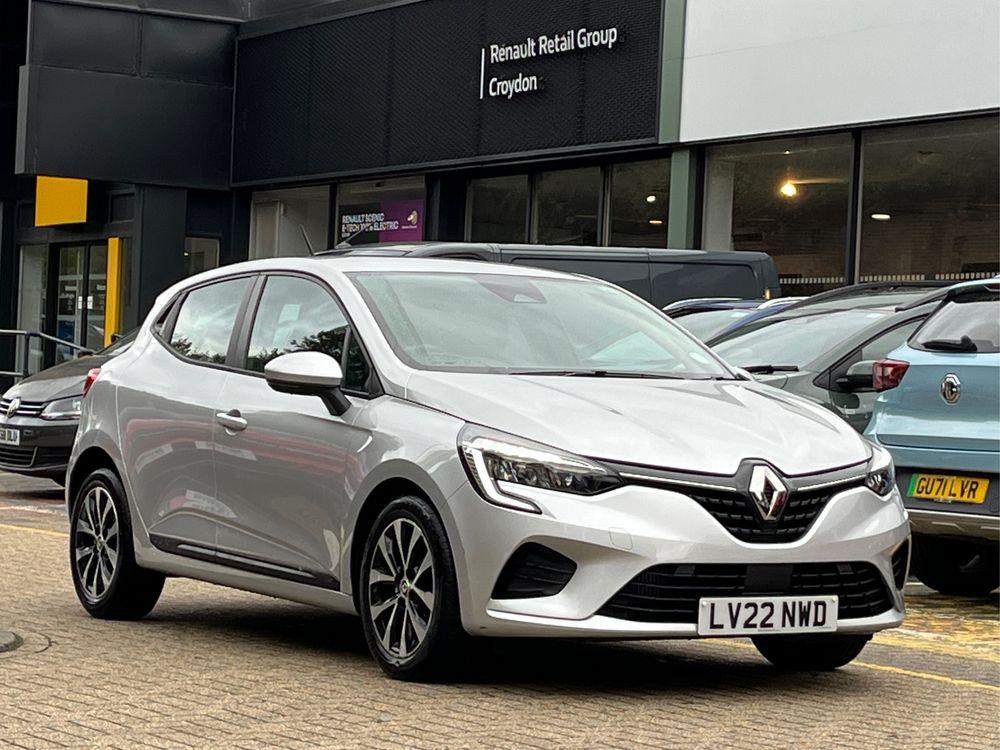 Main listing image - Renault Clio