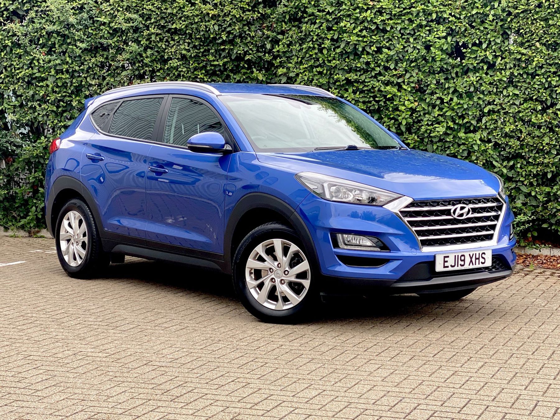 Main listing image - Hyundai Tucson