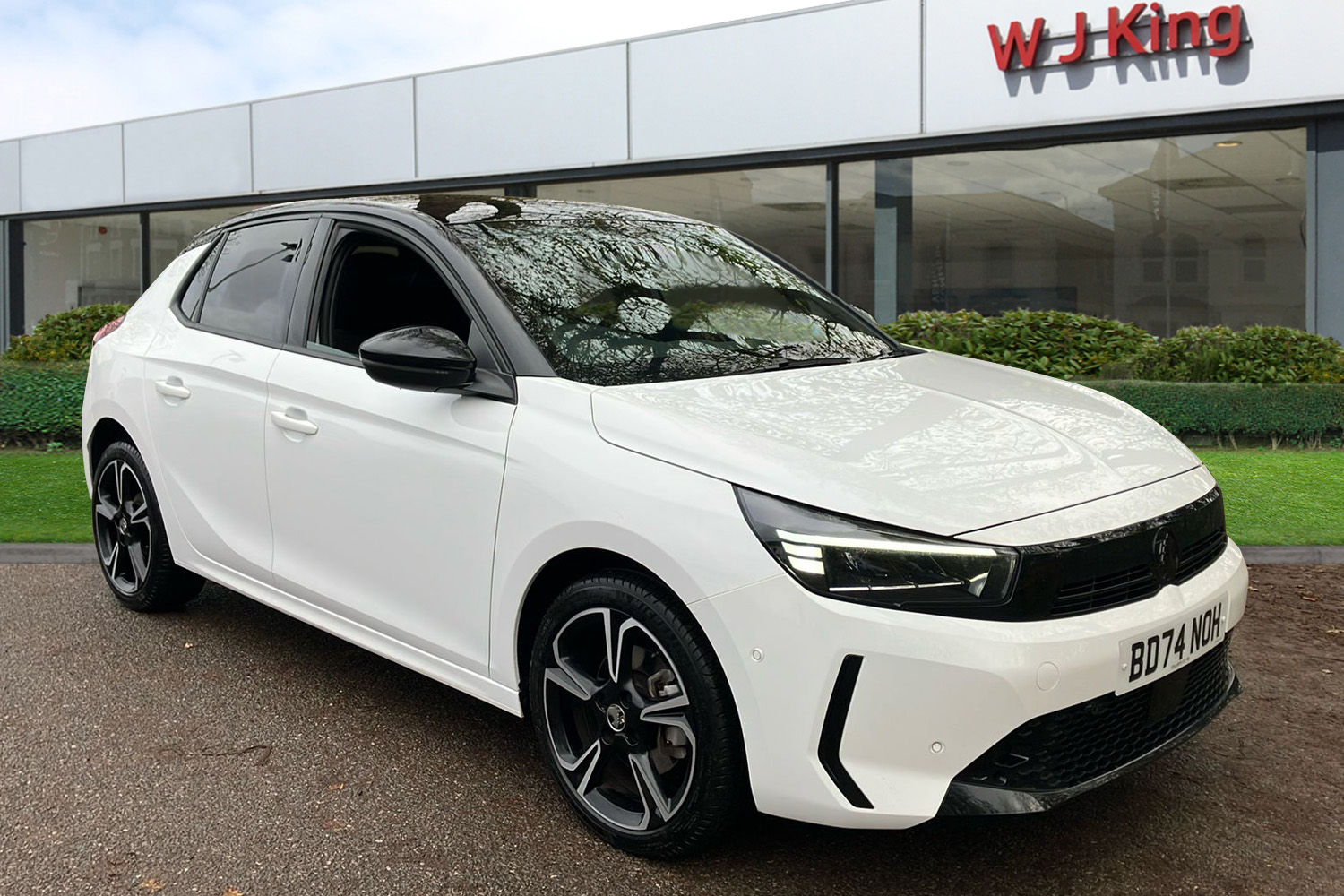 Main listing image - Vauxhall Corsa