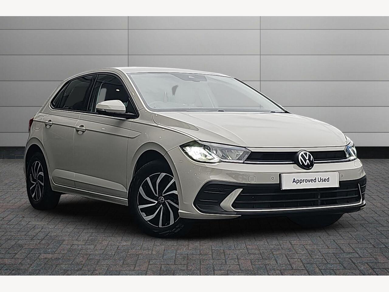 Main listing image - Volkswagen Polo