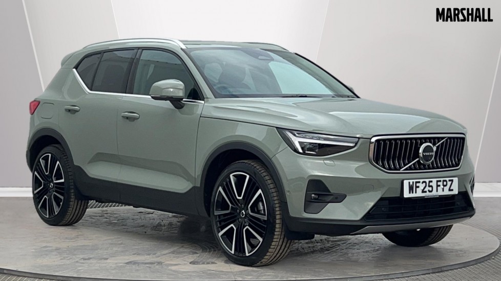 Main listing image - Volvo XC40