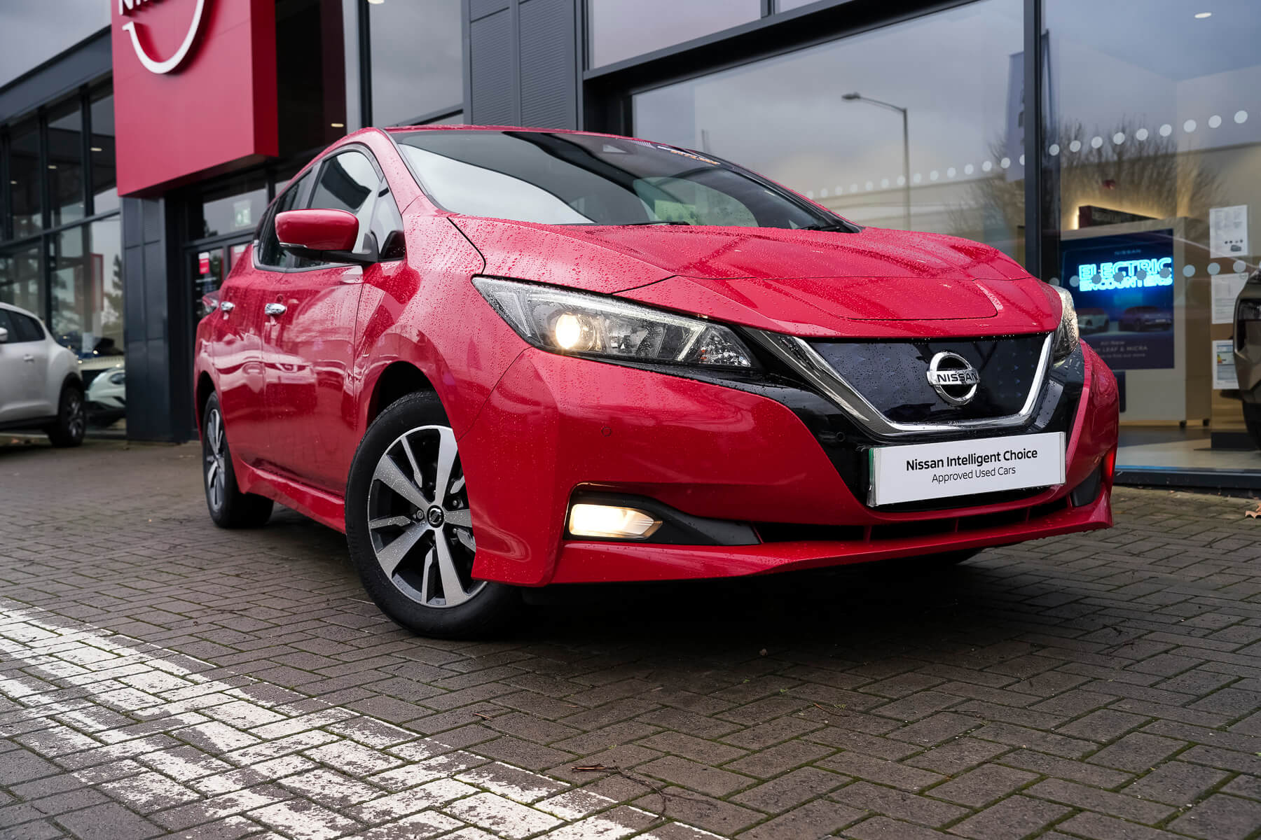 Main listing image - Nissan Leaf