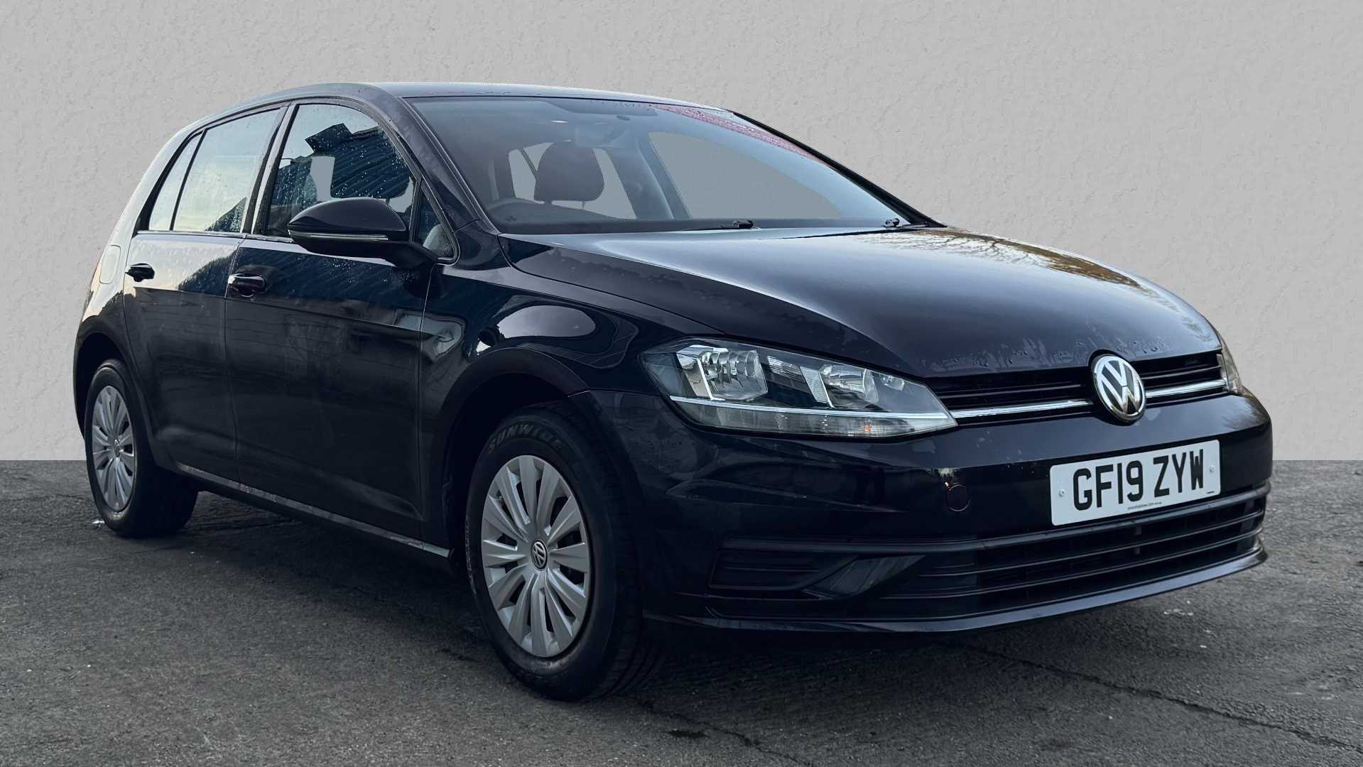 Main listing image - Volkswagen Golf