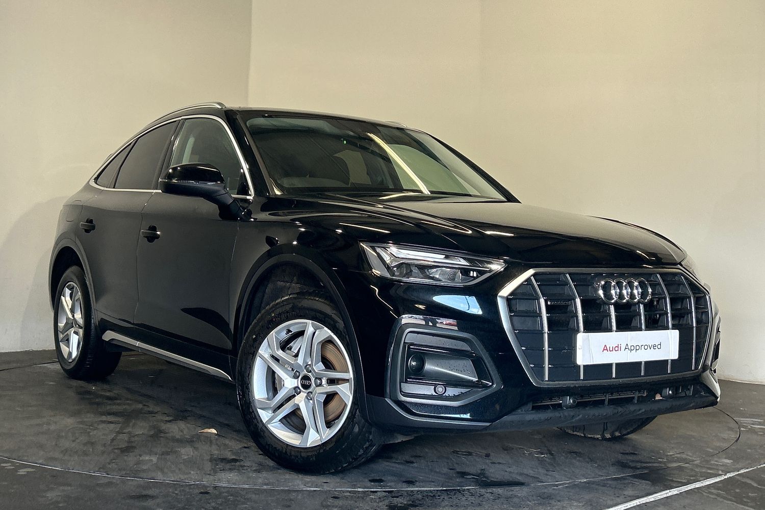 Main listing image - Audi Q5 Sportback