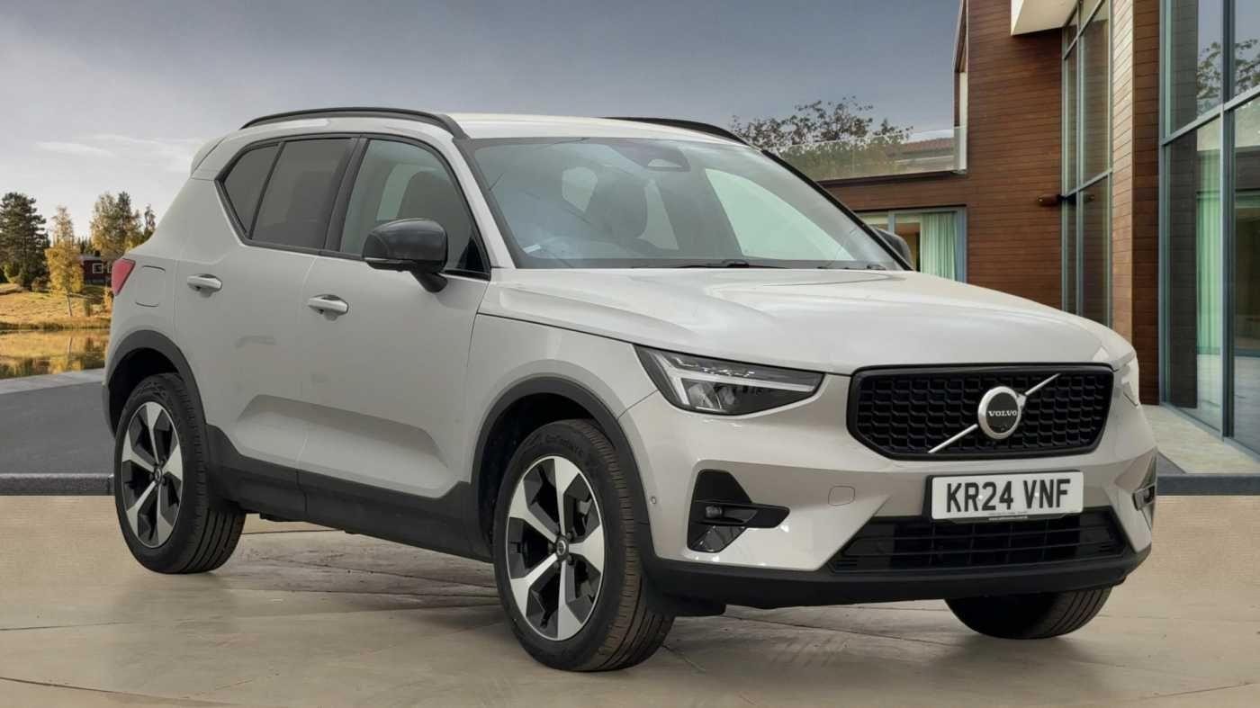 Main listing image - Volvo XC40