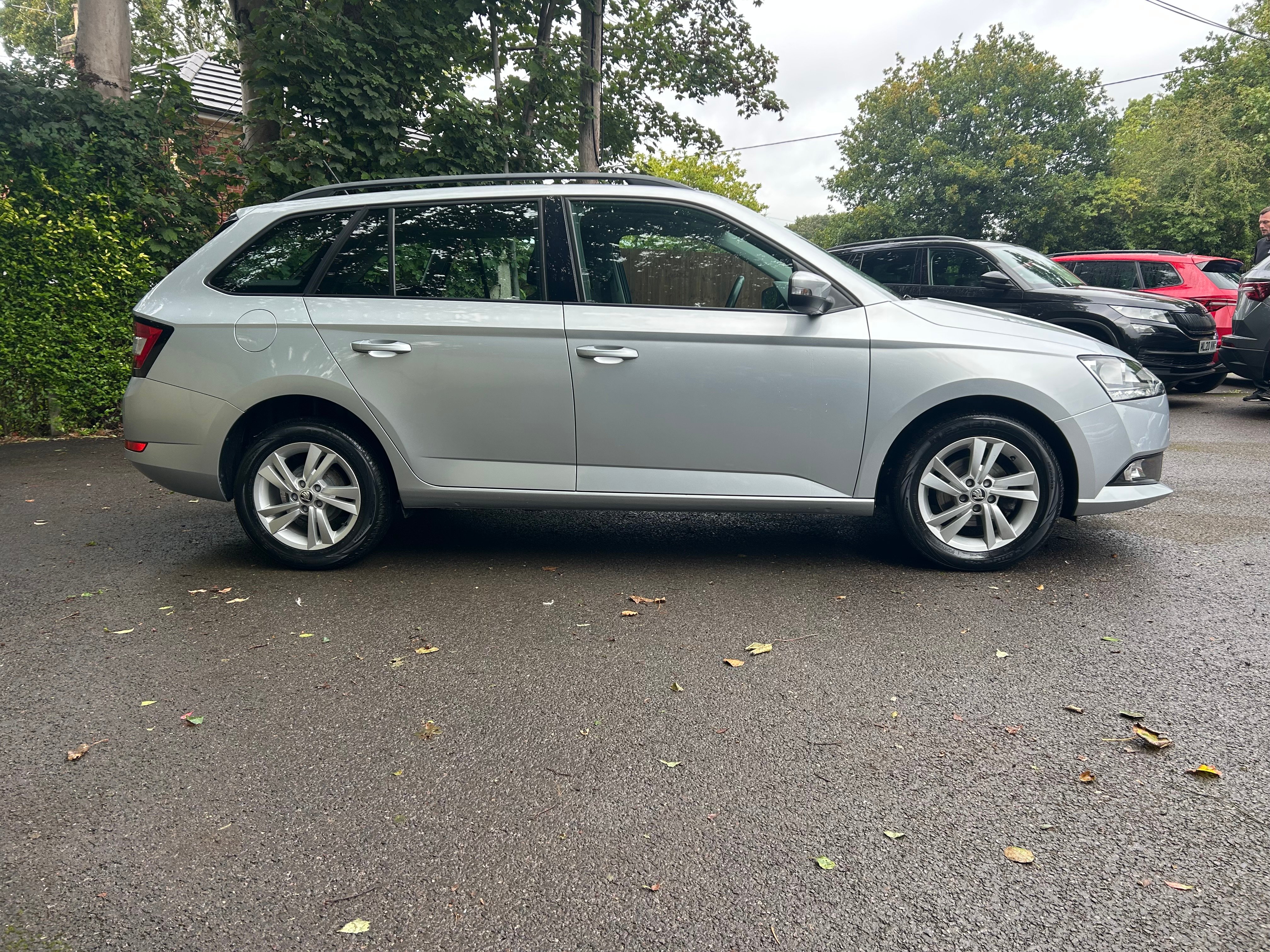 Main listing image - Skoda Fabia Estate