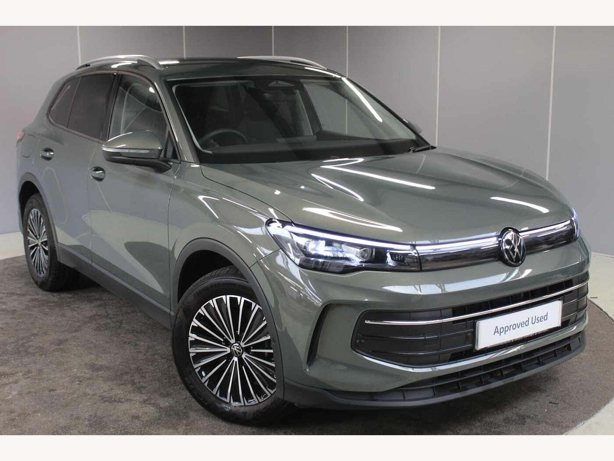 Main listing image - Volkswagen Tiguan