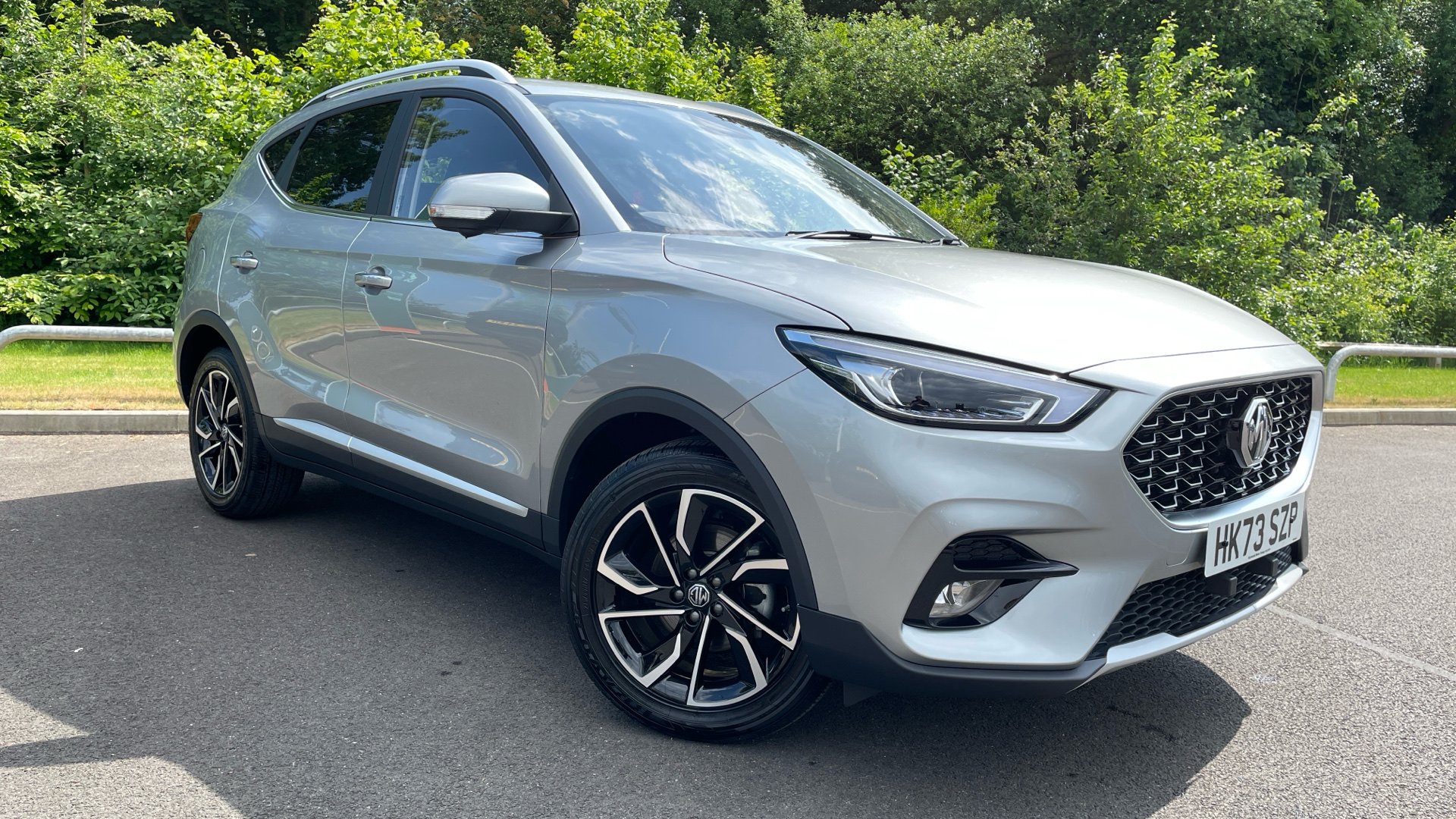 Main listing image - MG ZS