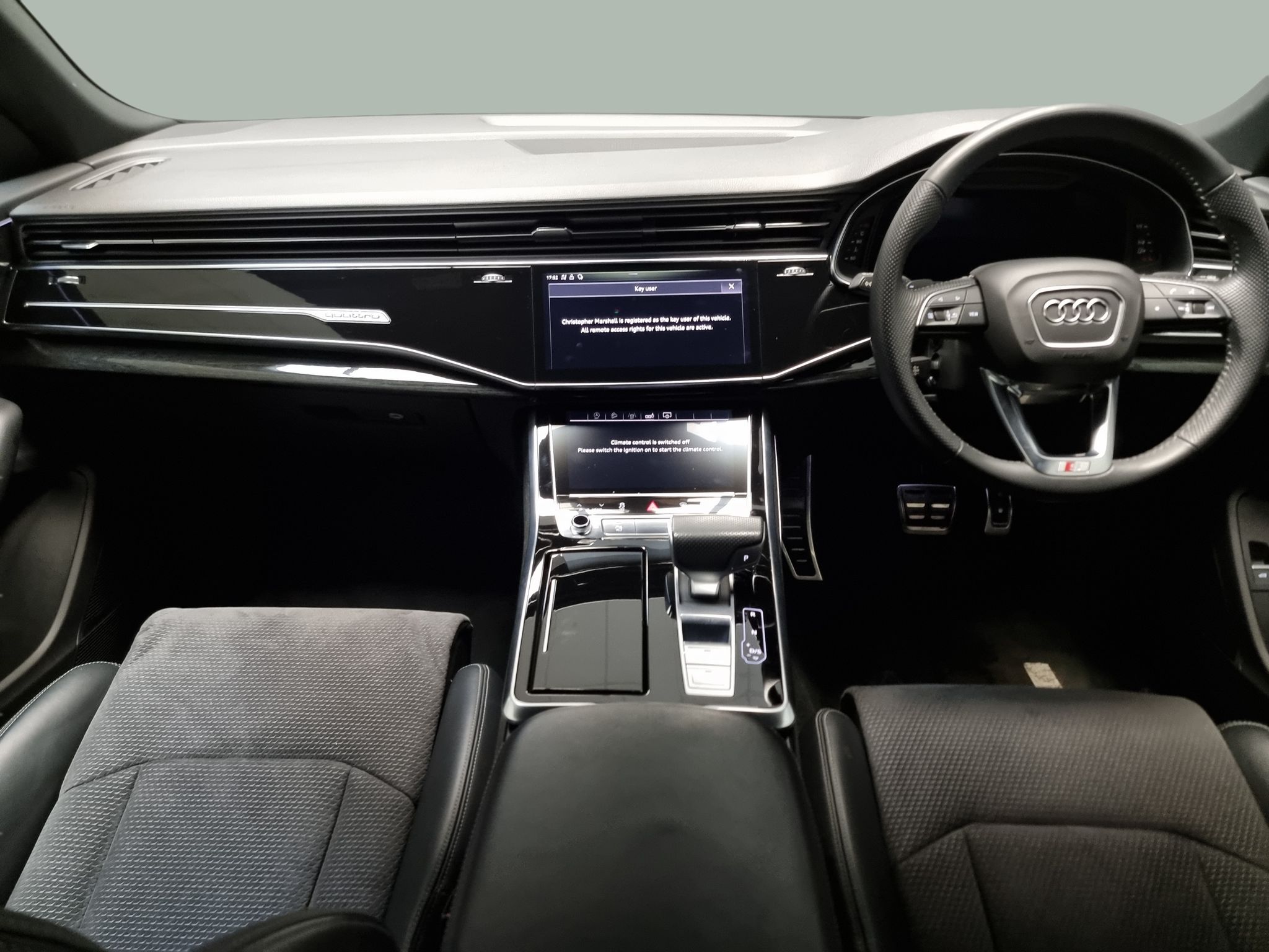 Main listing image - Audi Q8