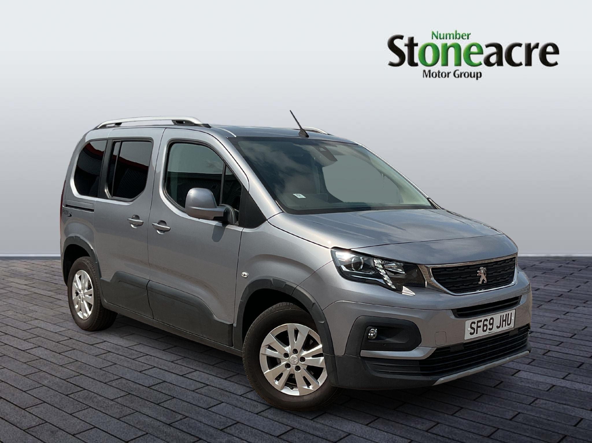 Main listing image - Peugeot Rifter