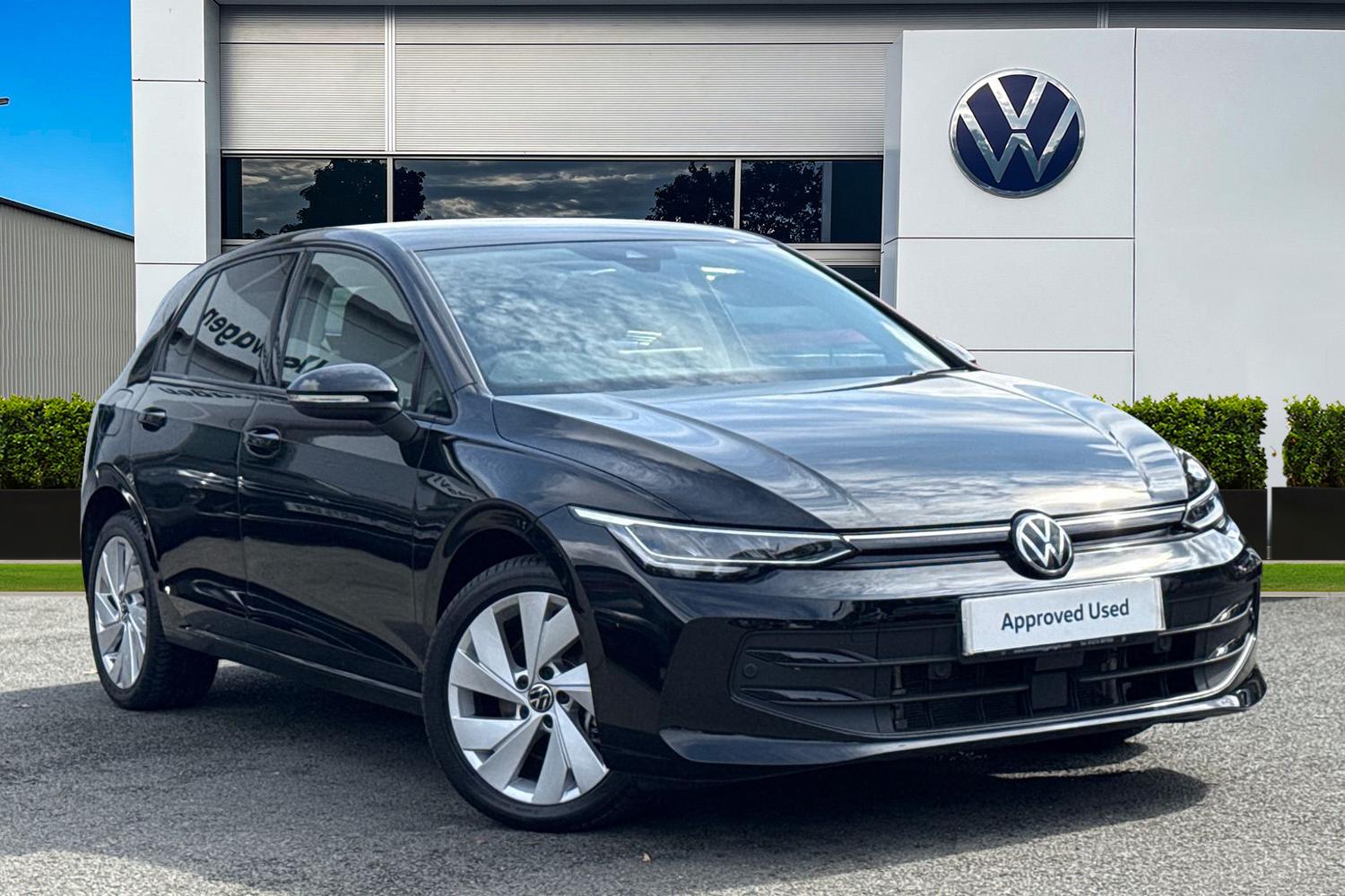 Main listing image - Volkswagen Golf