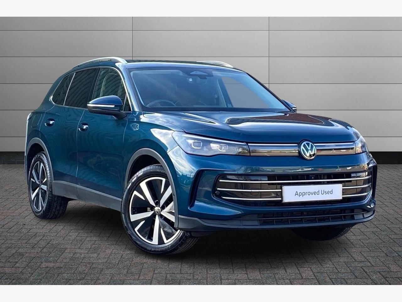 Main listing image - Volkswagen Tiguan