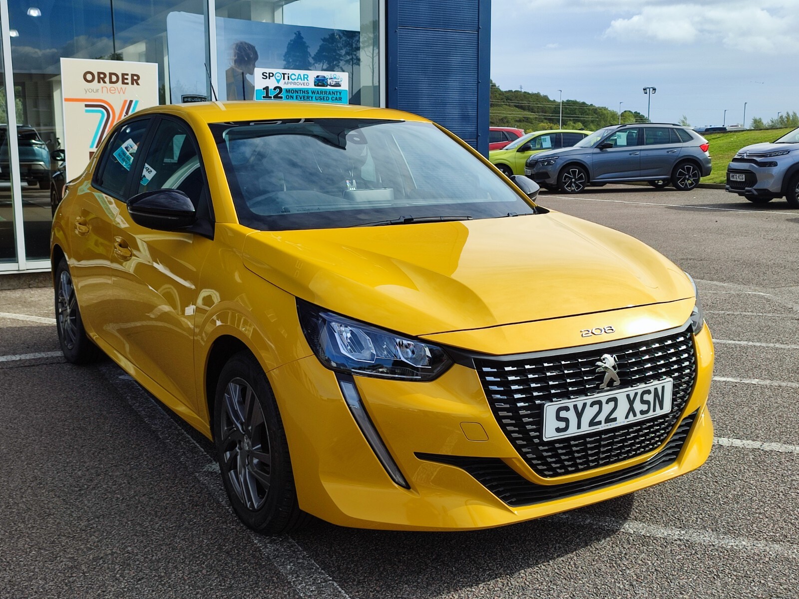 Main listing image - Peugeot 208