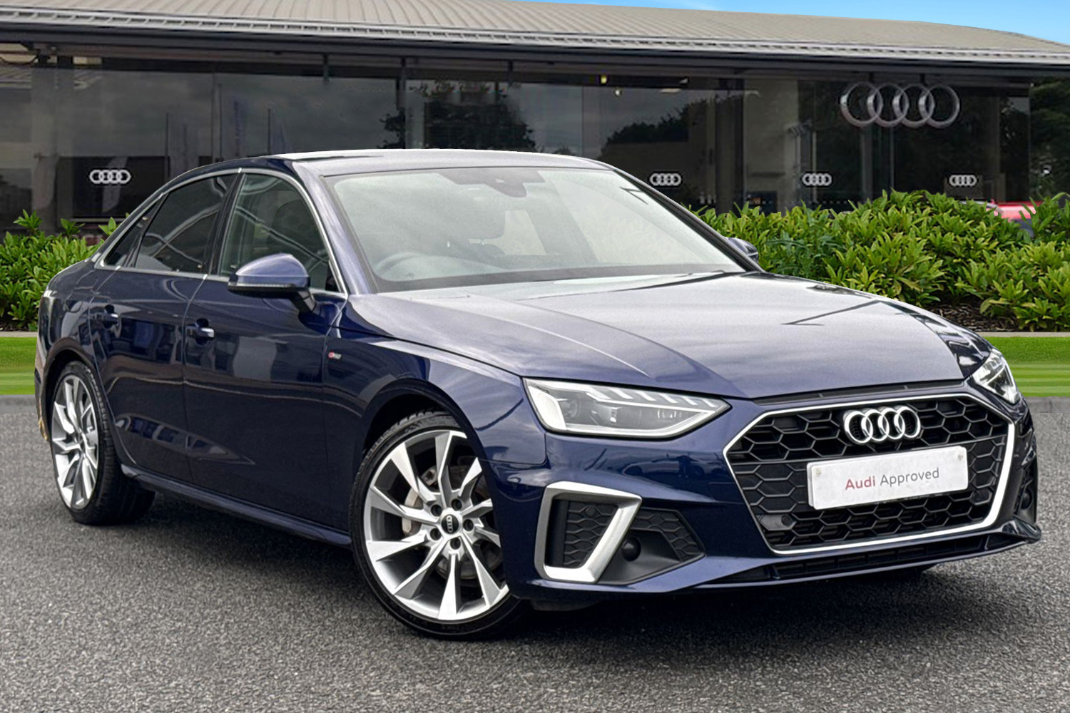 Main listing image - Audi A4
