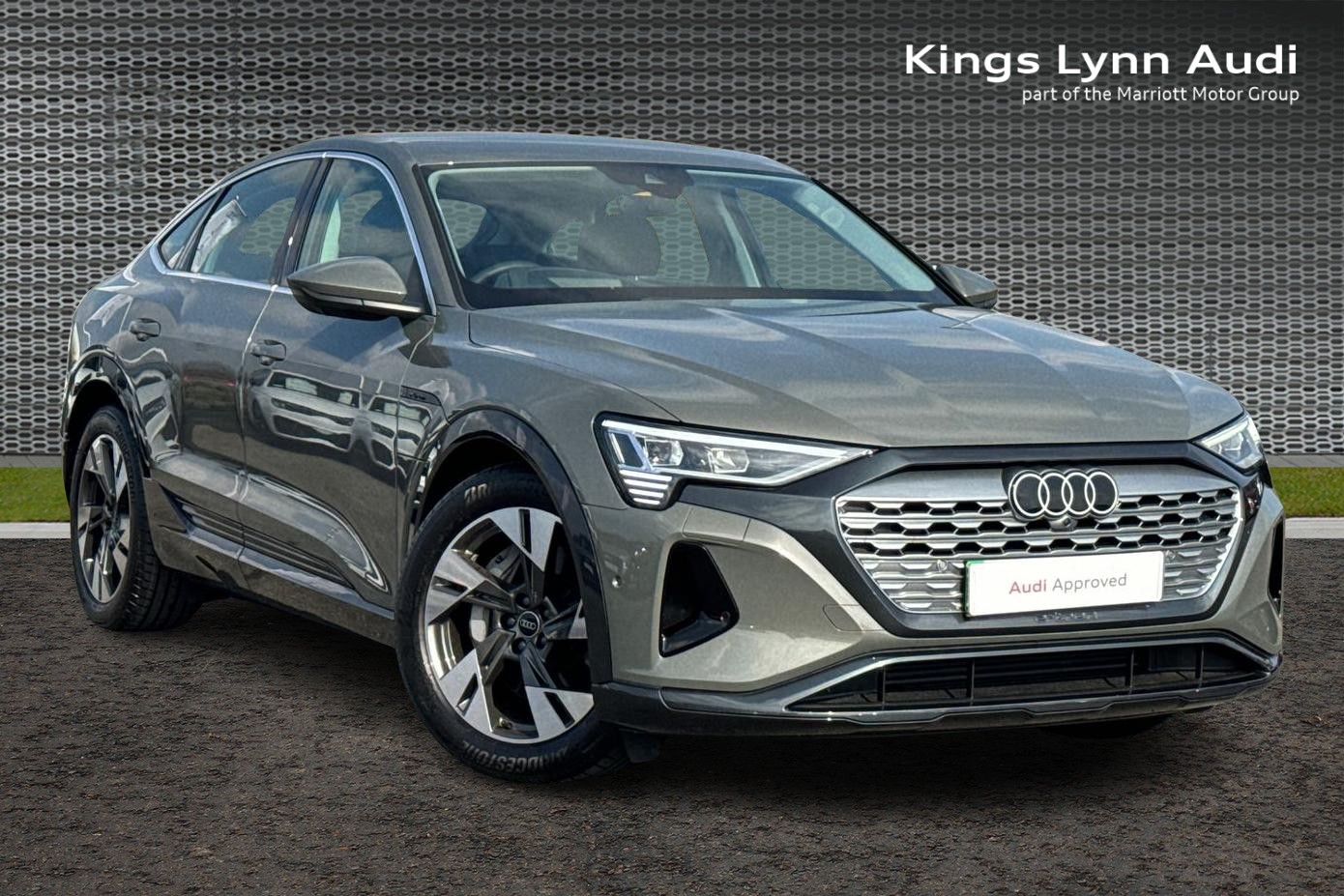 Main listing image - Audi Q8 e-tron