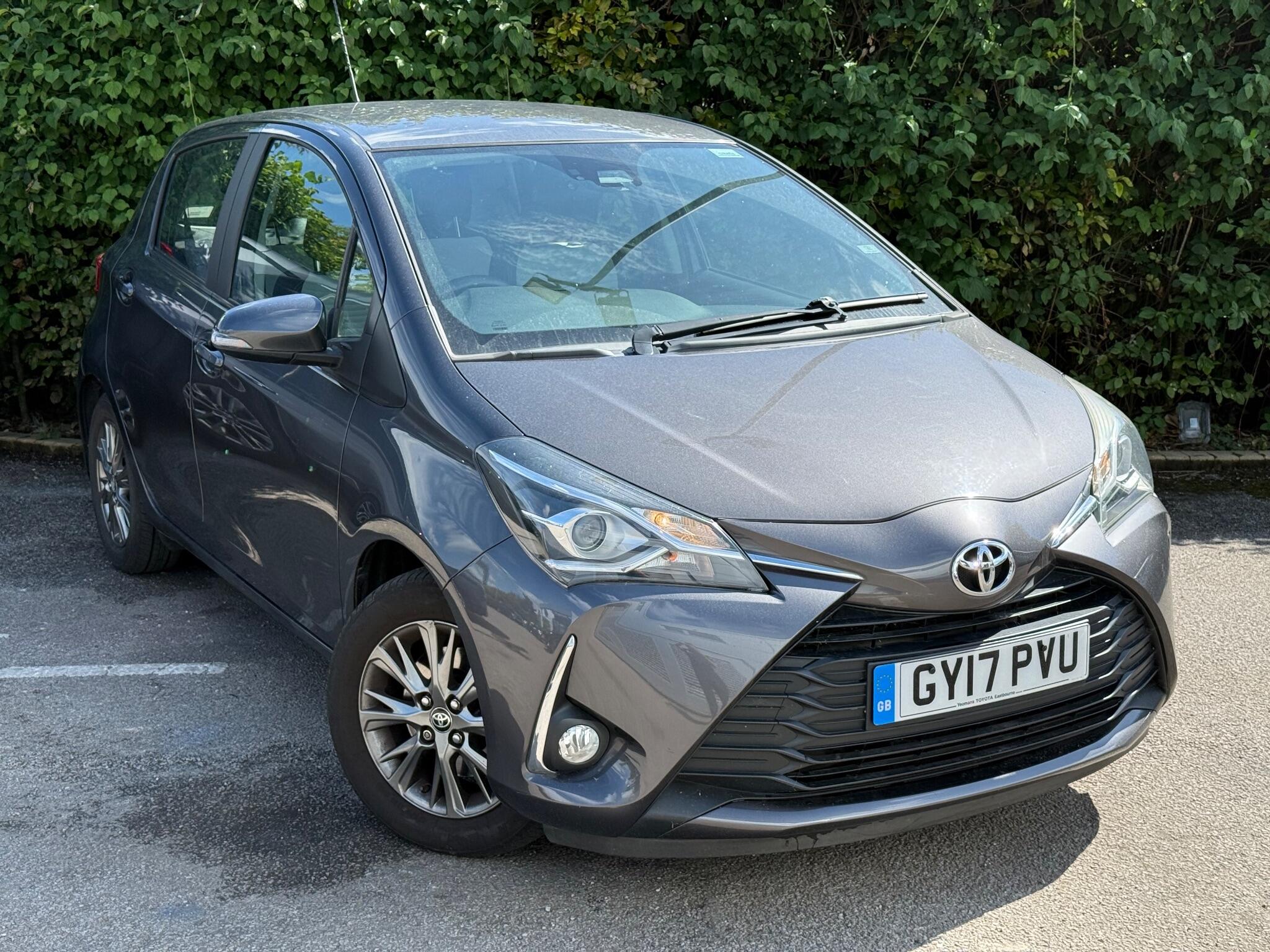 Main listing image - Toyota Yaris