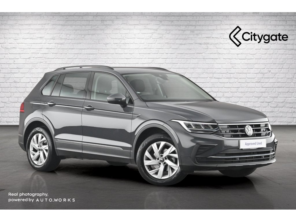 Main listing image - Volkswagen Tiguan