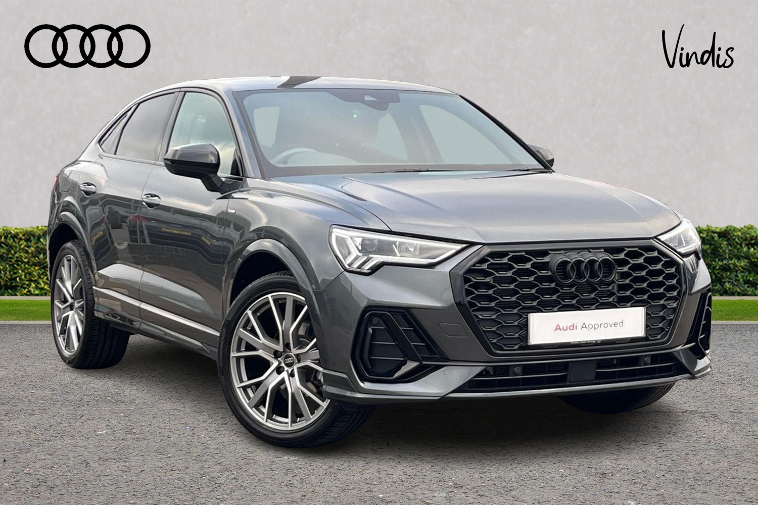 Main listing image - Audi Q3