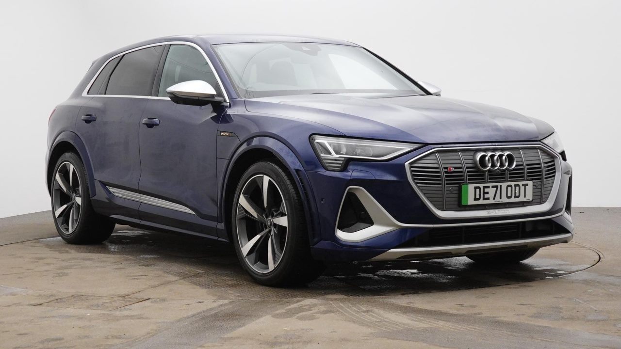 Main listing image - Audi e-tron S