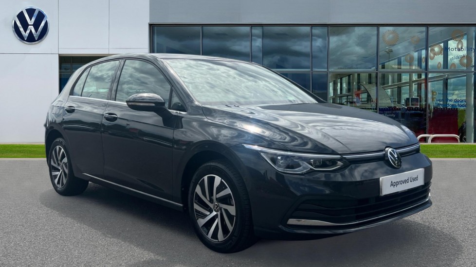 Main listing image - Volkswagen Golf