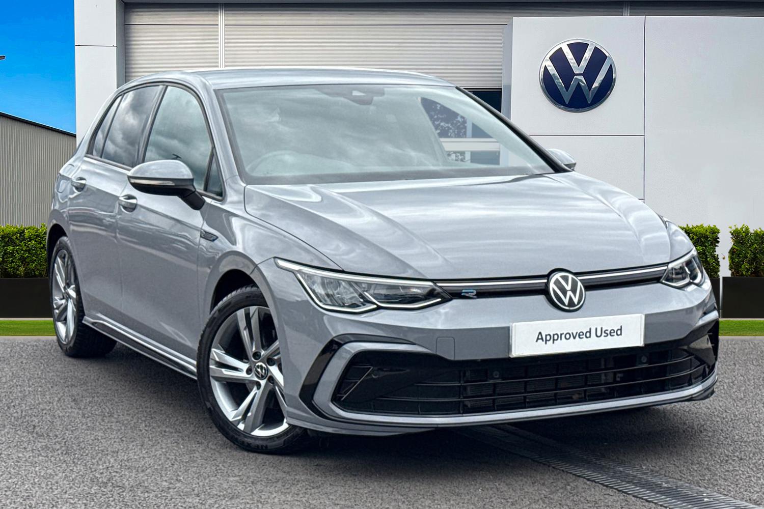 Main listing image - Volkswagen Golf