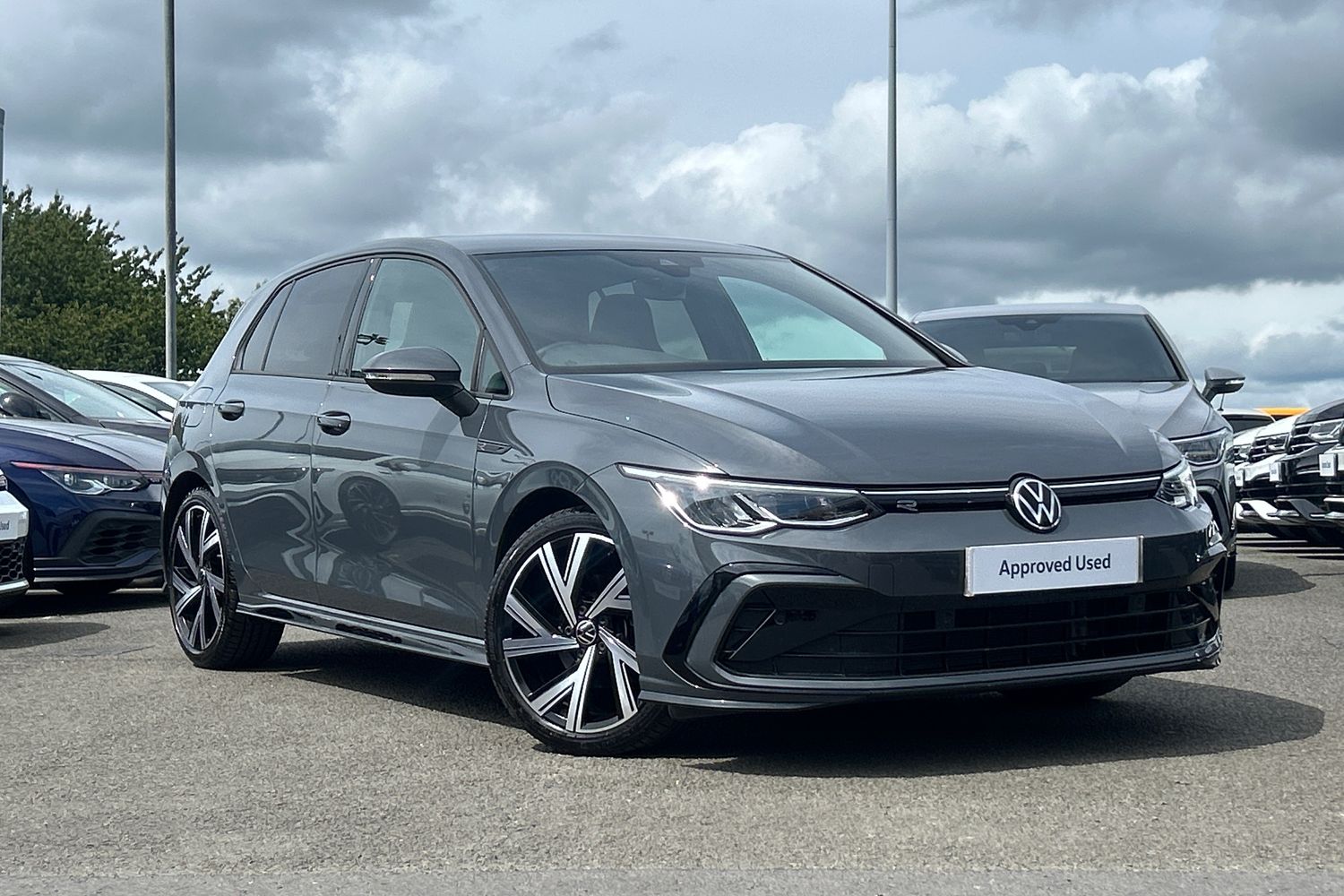 Main listing image - Volkswagen Golf
