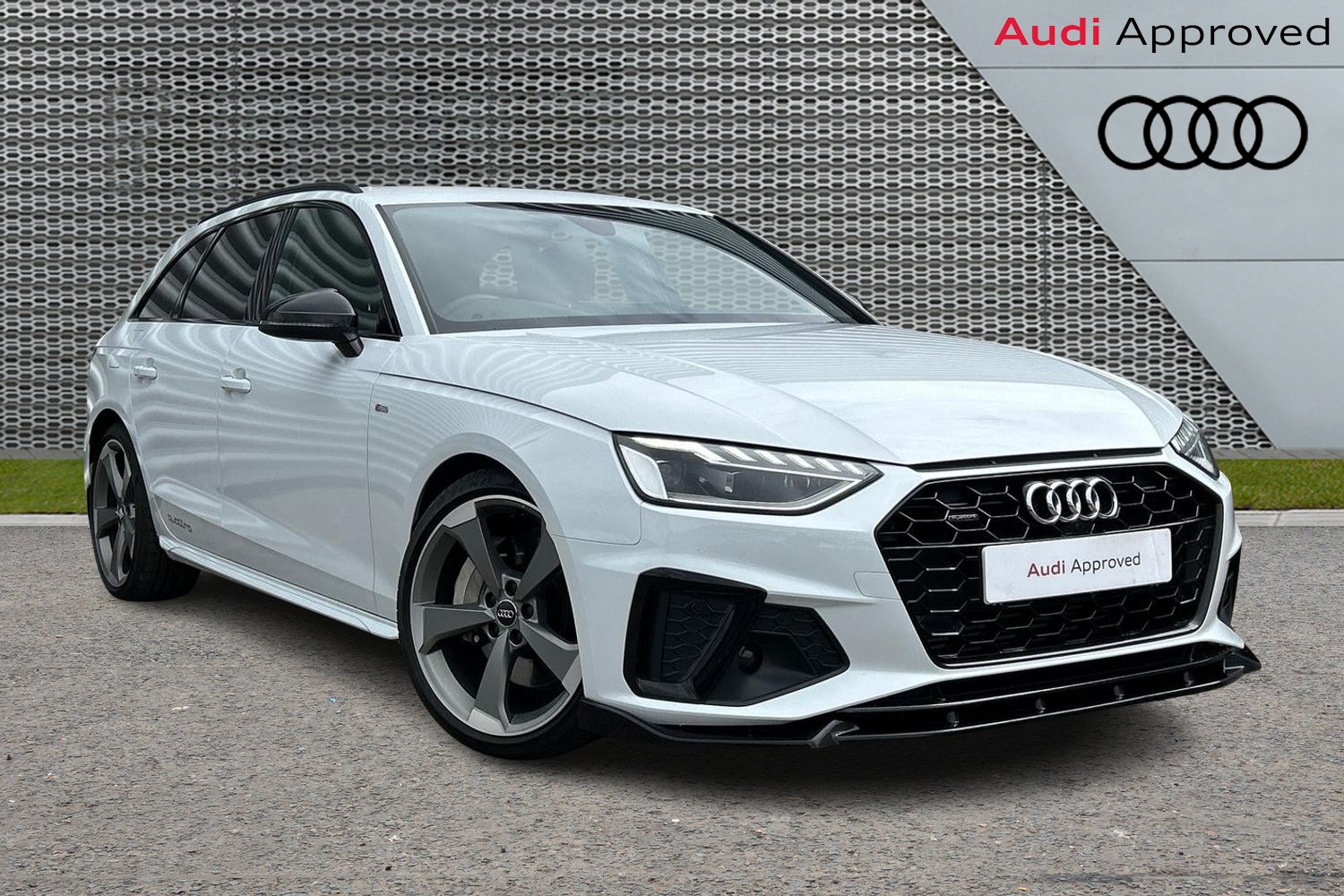 Main listing image - Audi A4 Avant