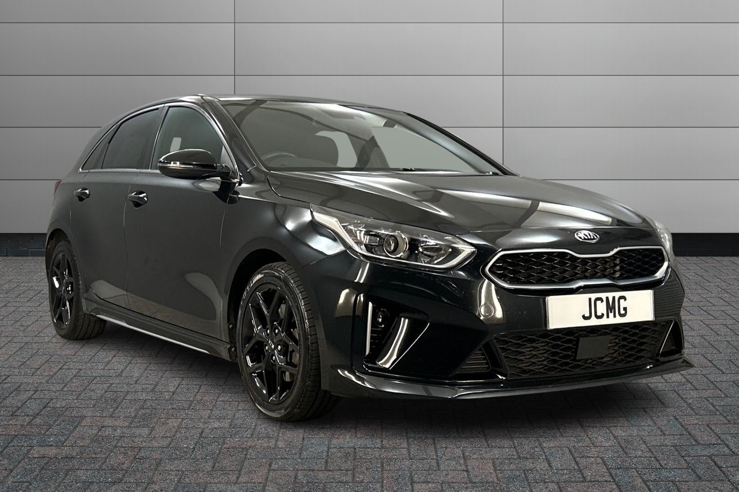 Main listing image - Kia Ceed