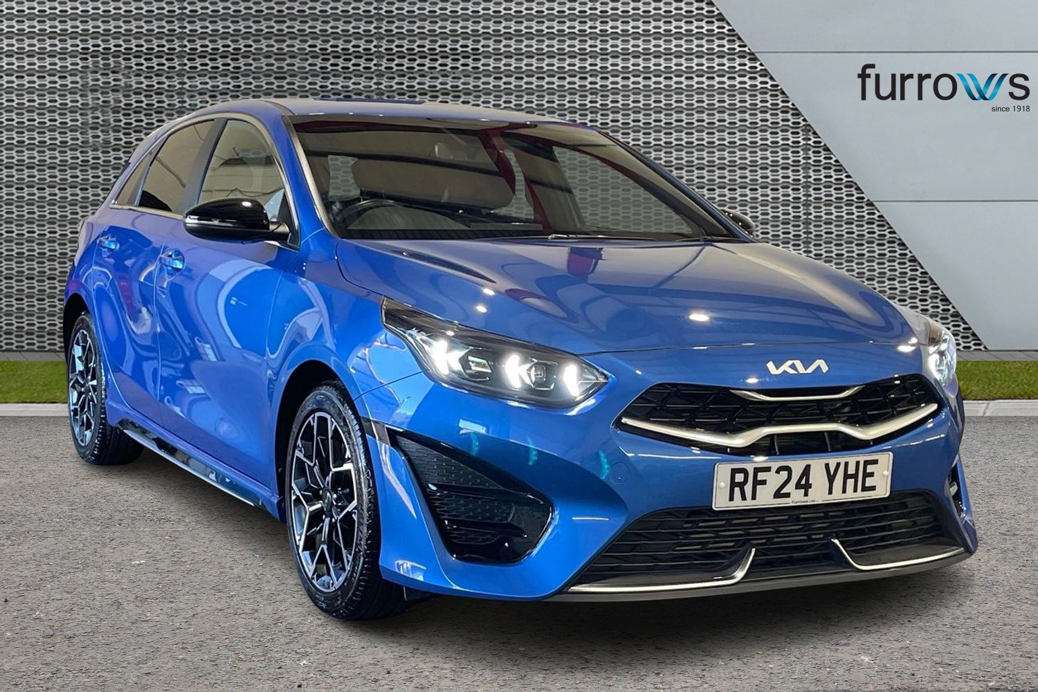 Main listing image - Kia Ceed