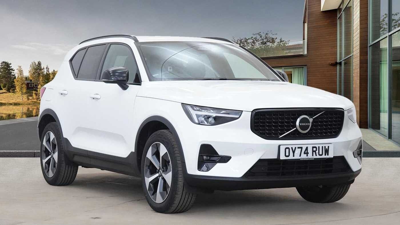 Main listing image - Volvo XC40