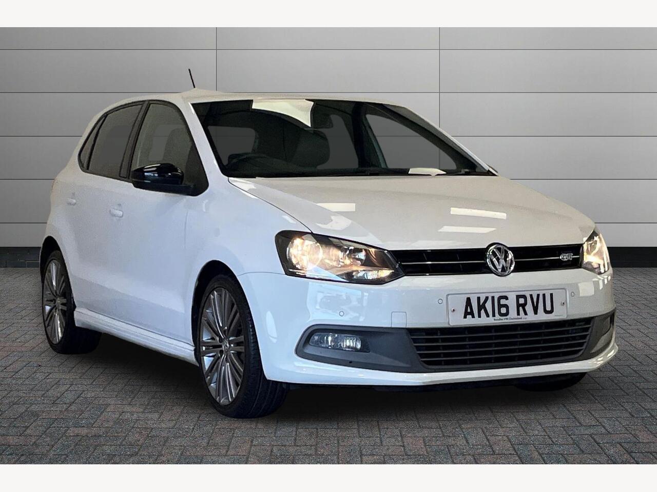 Main listing image - Volkswagen Polo