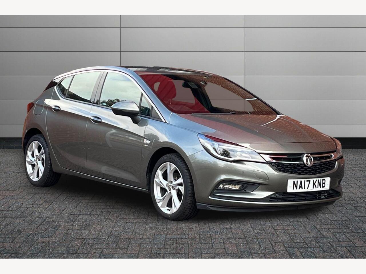 Main listing image - Vauxhall Astra