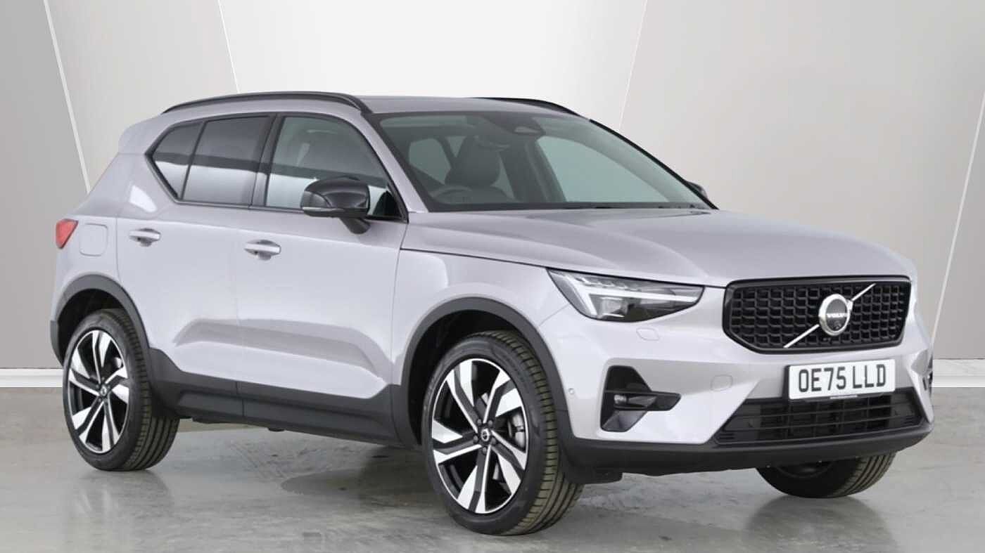 Main listing image - Volvo XC40