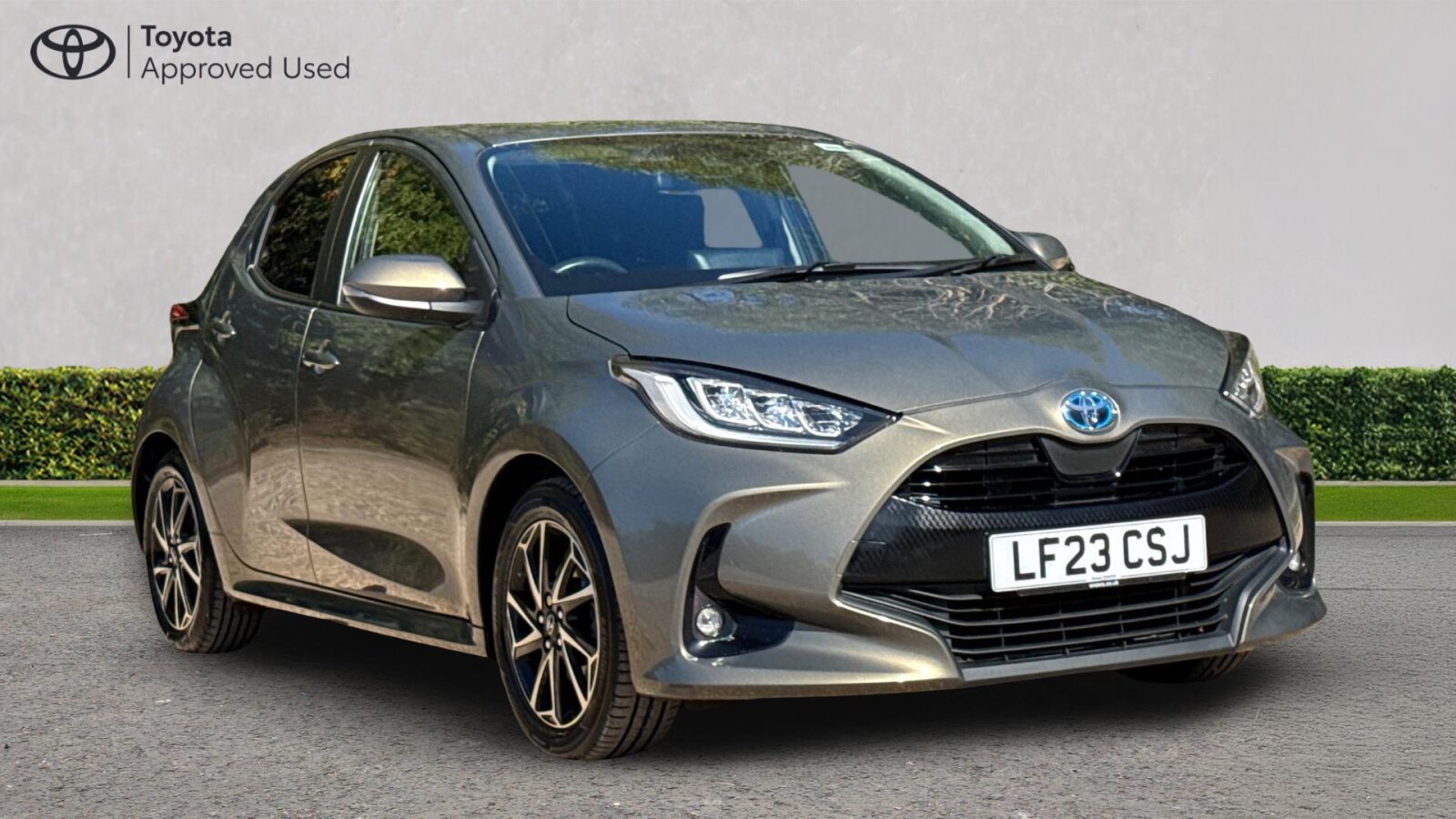 Main listing image - Toyota Yaris