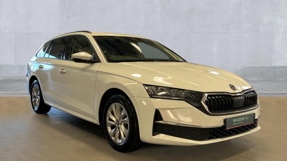 Main listing image - Skoda Octavia Estate