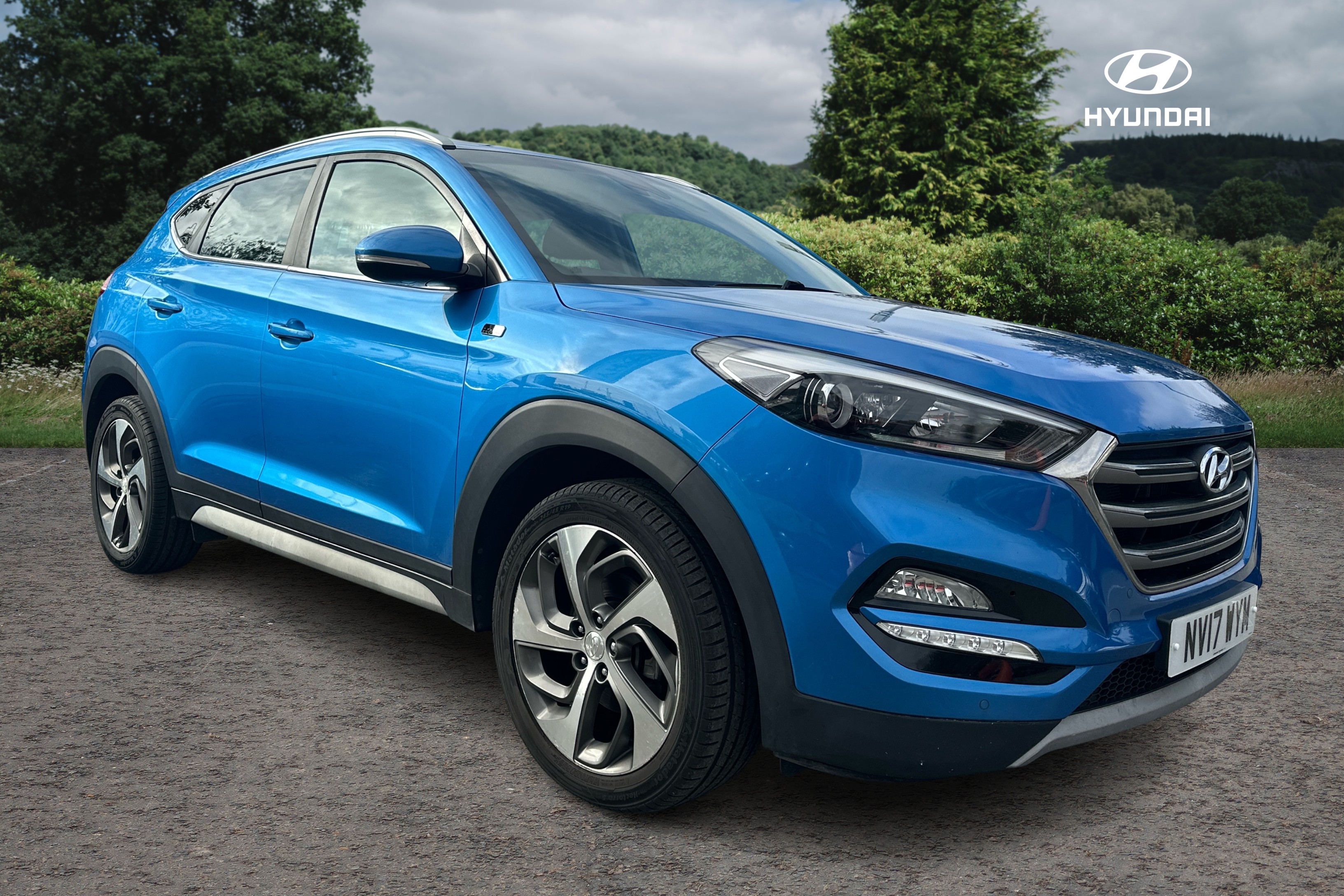 Main listing image - Hyundai Tucson