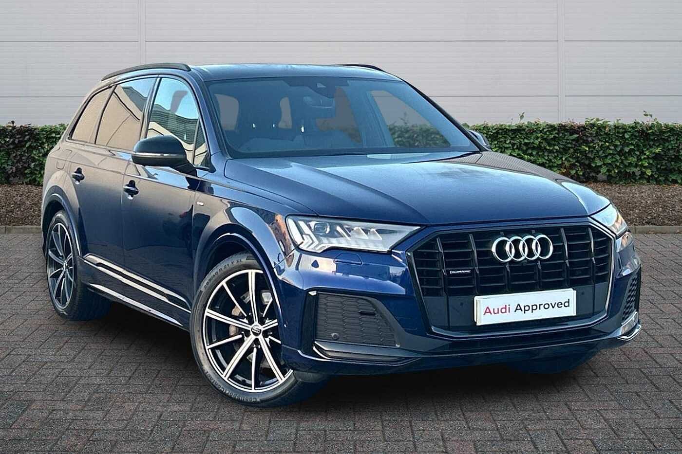Main listing image - Audi Q7
