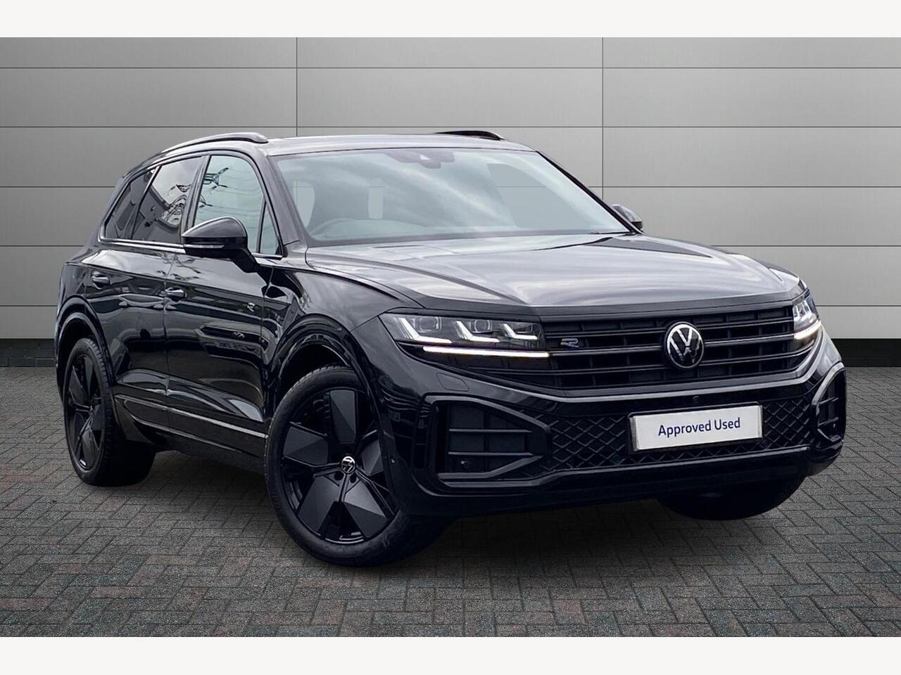 Main listing image - Volkswagen Touareg