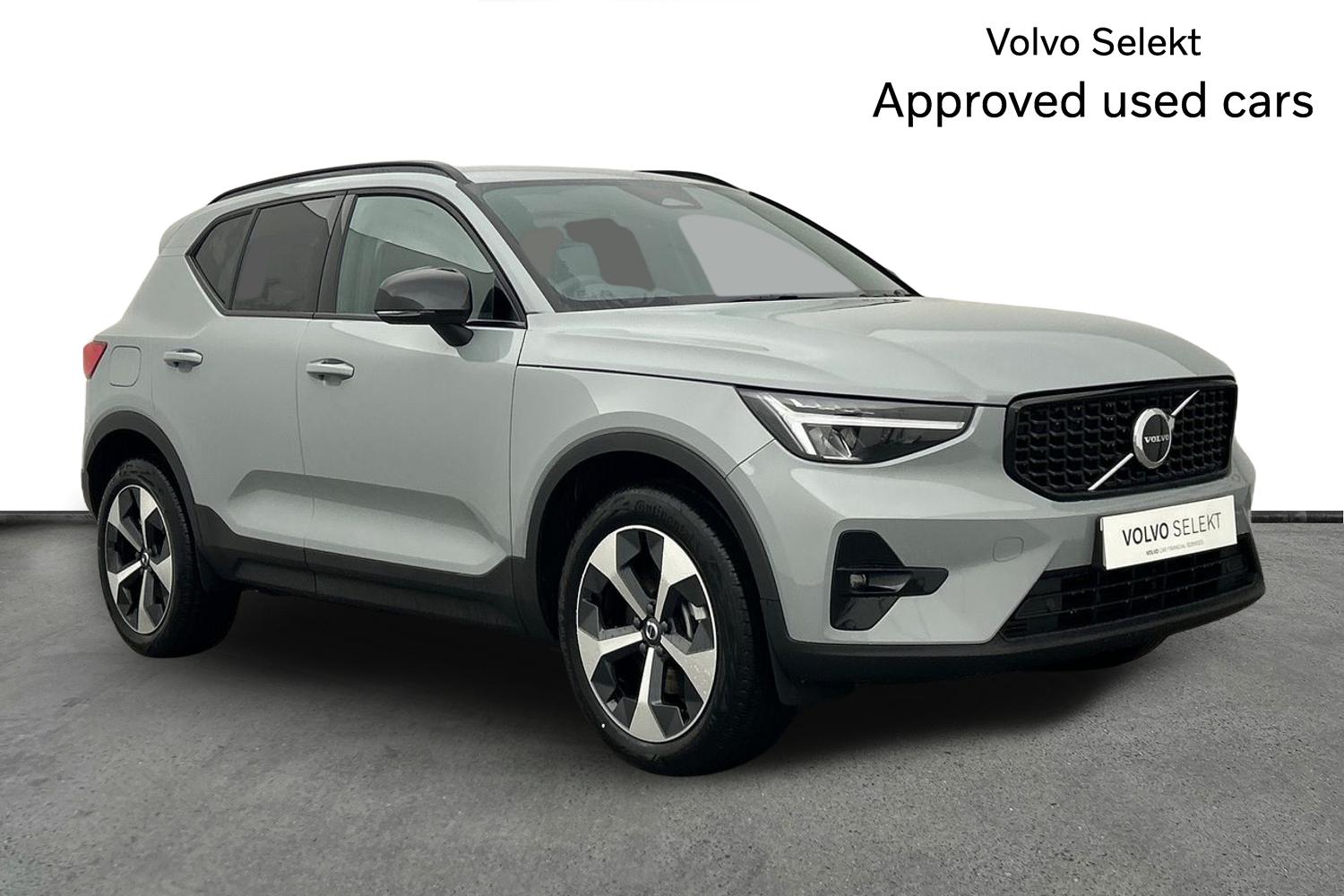 Main listing image - Volvo XC40