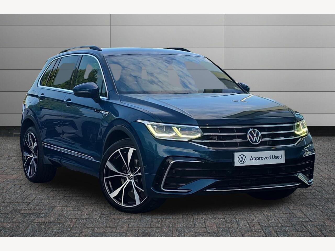Main listing image - Volkswagen Tiguan