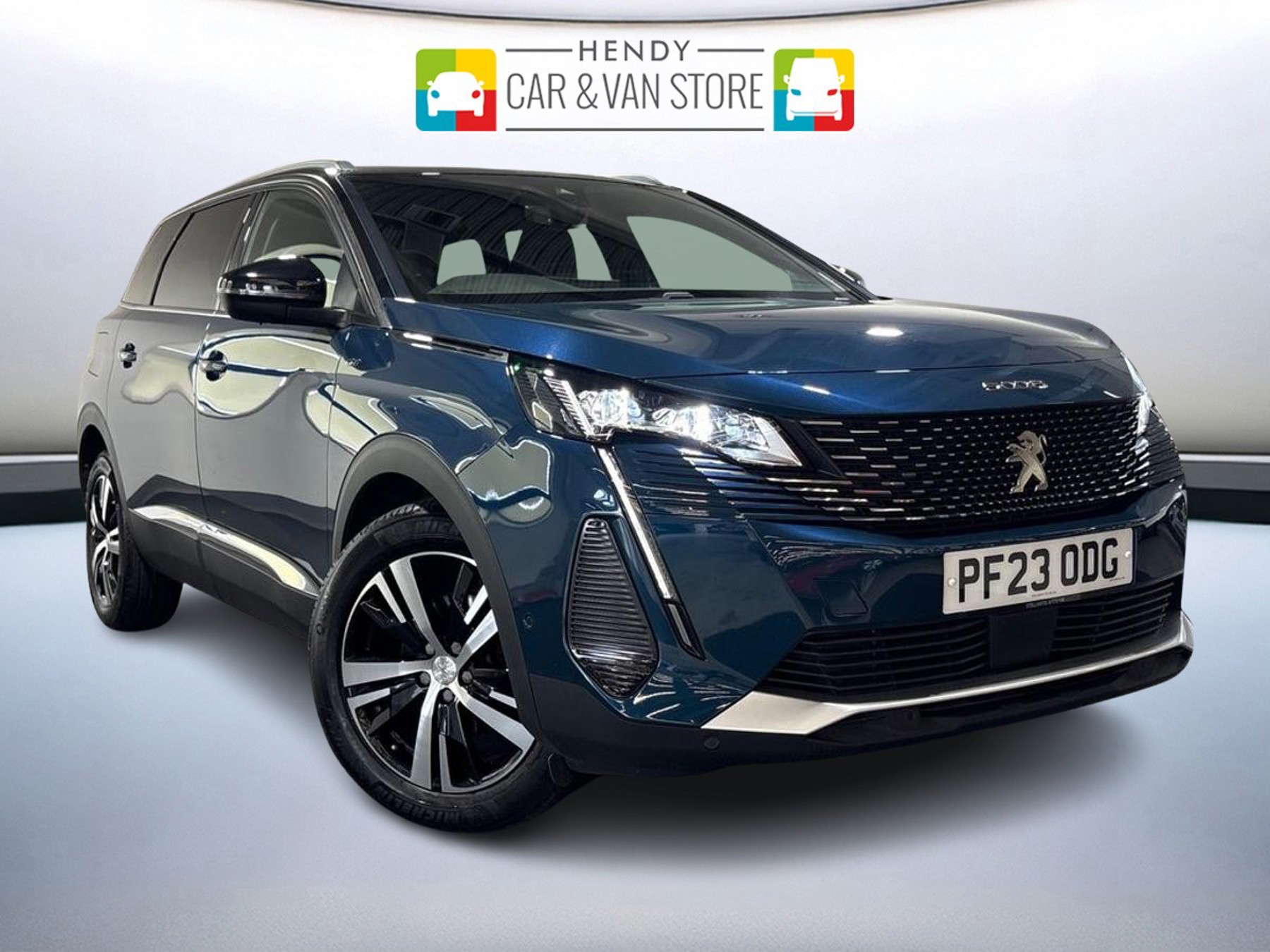 Main listing image - Peugeot 5008