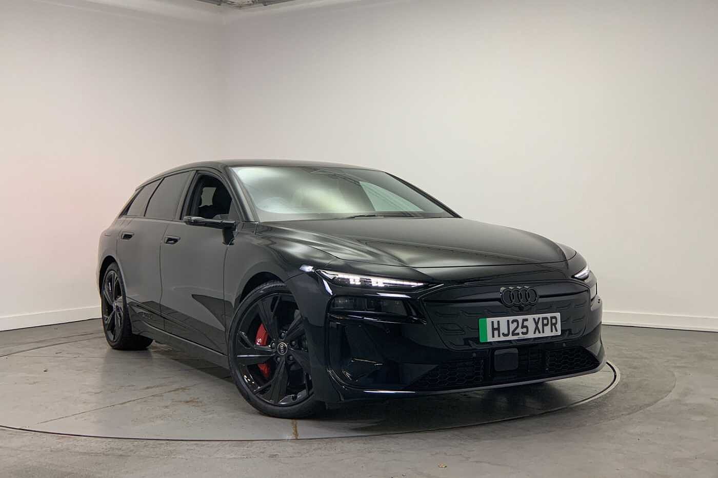 Main listing image - Audi S6
