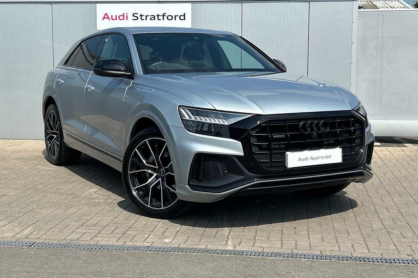 Main listing image - Audi Q8