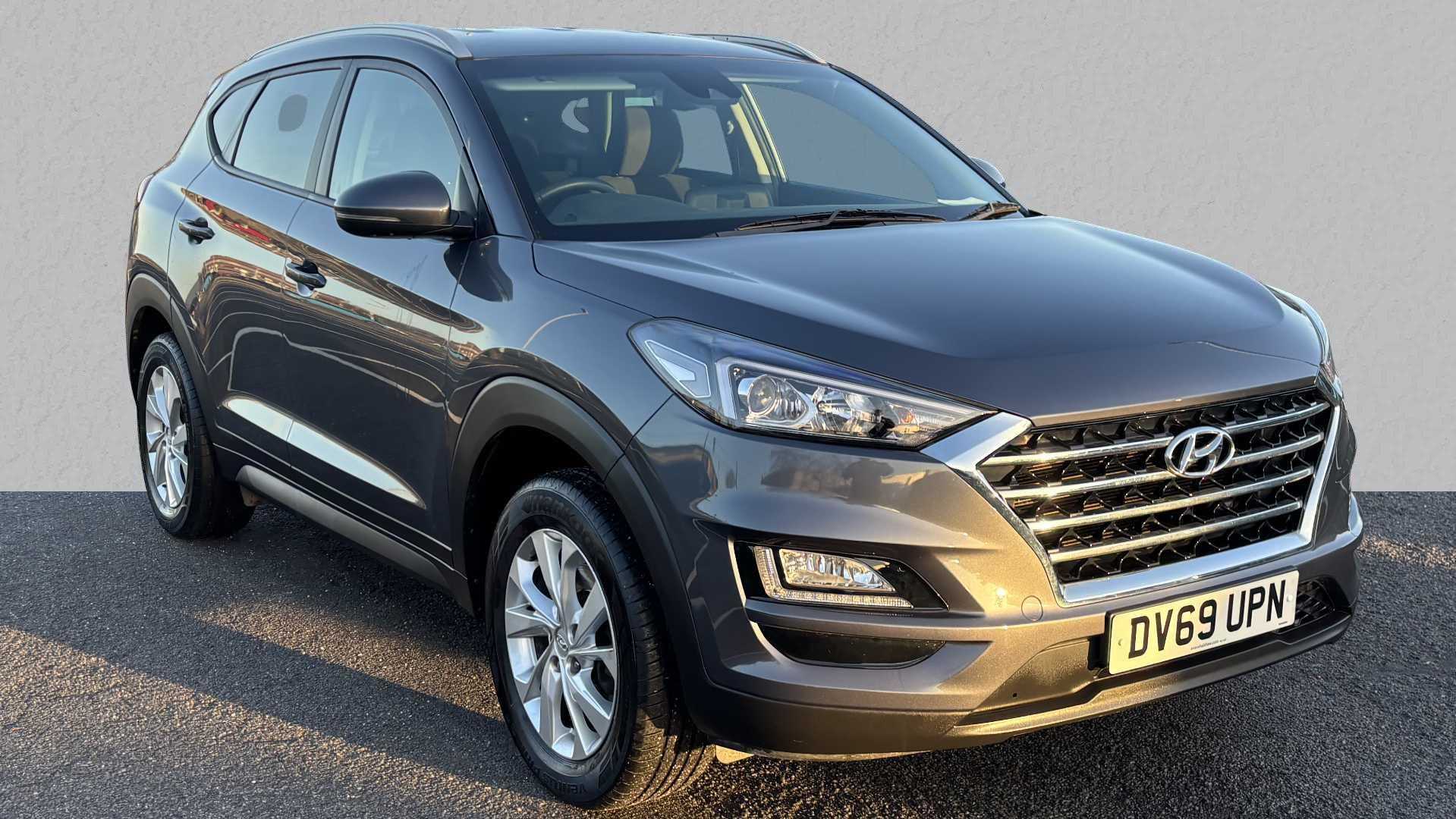 Main listing image - Hyundai Tucson