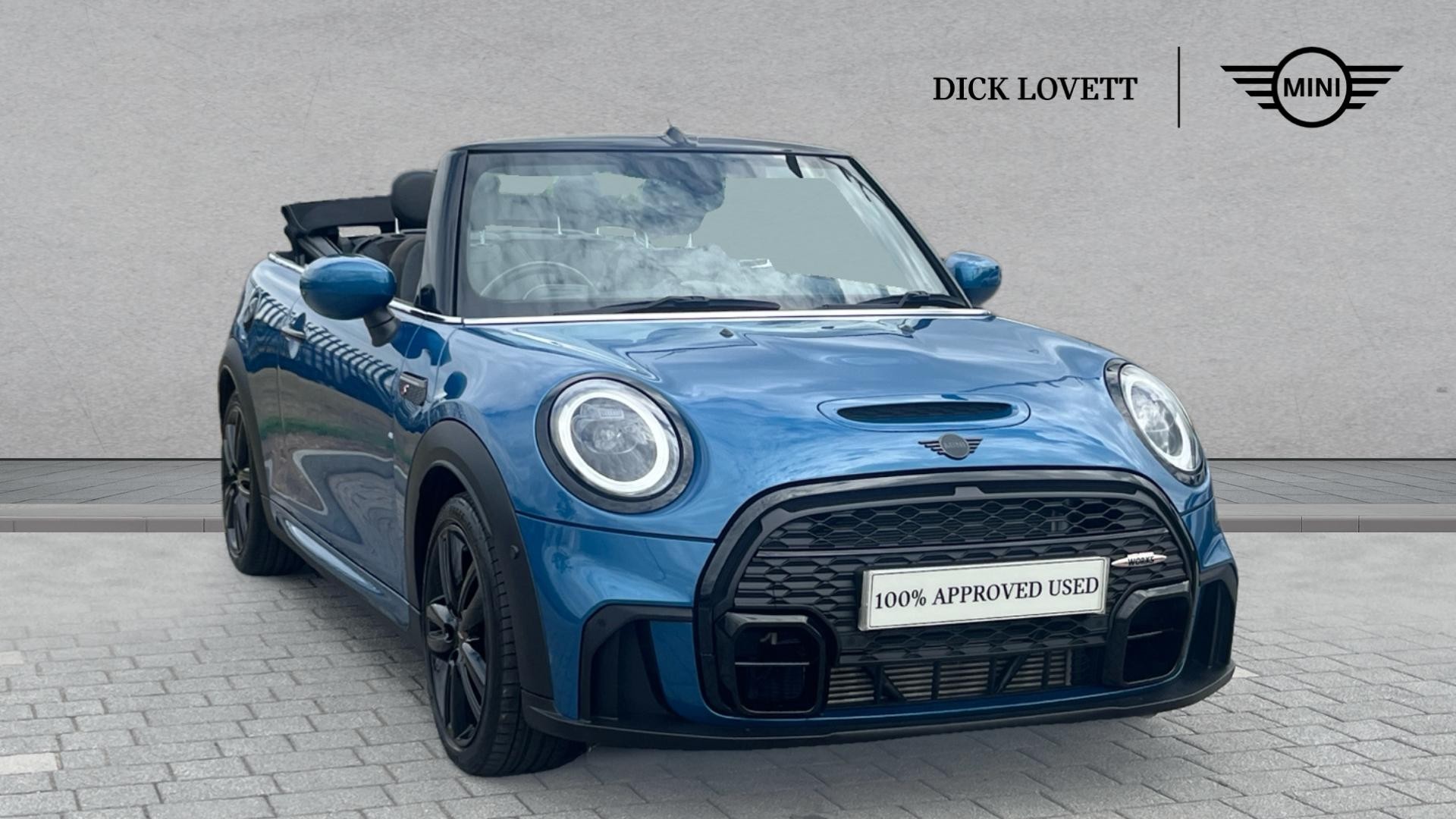 Main listing image - MINI Convertible