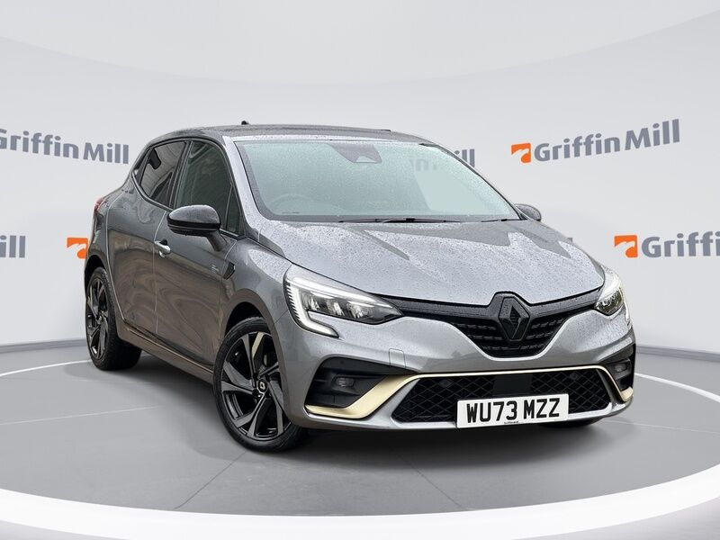 Main listing image - Renault Clio