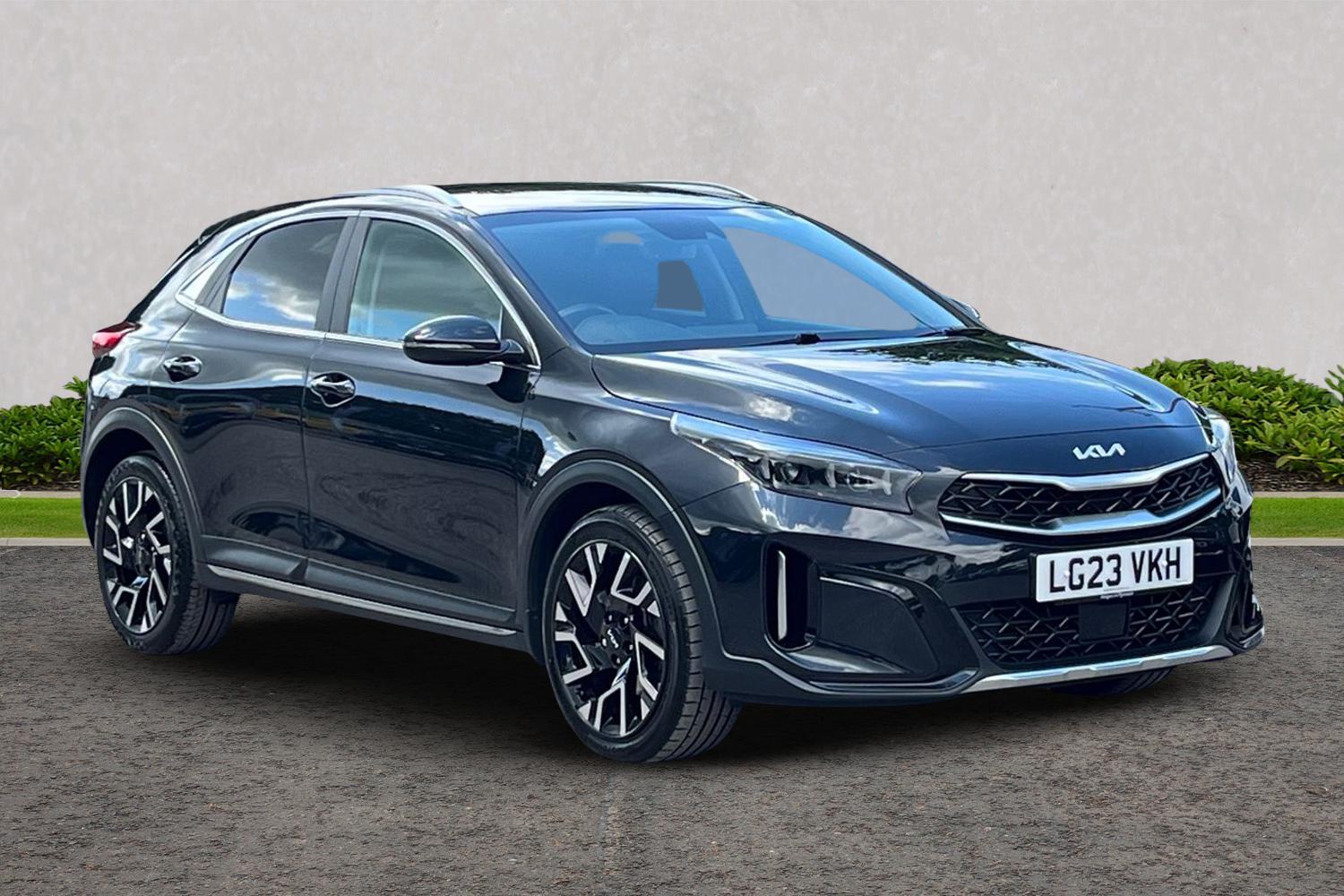 Main listing image - Kia XCeed