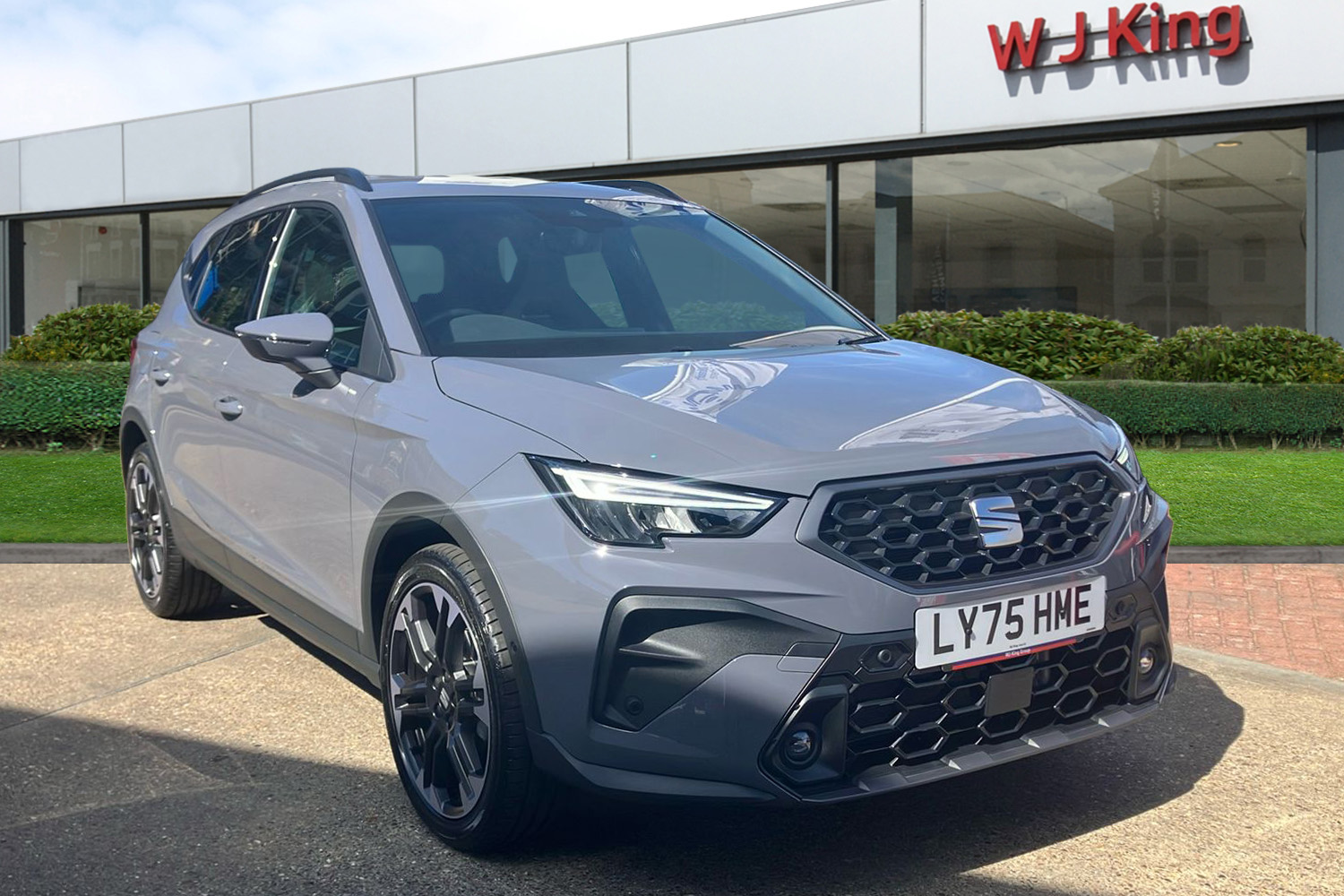 Main listing image - SEAT Arona