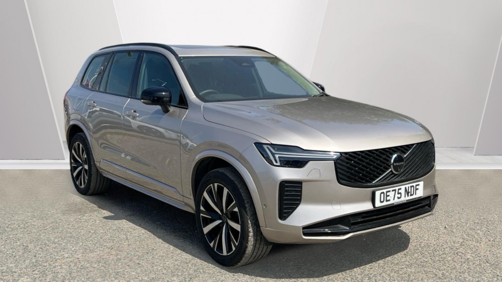 Main listing image - Volvo XC90