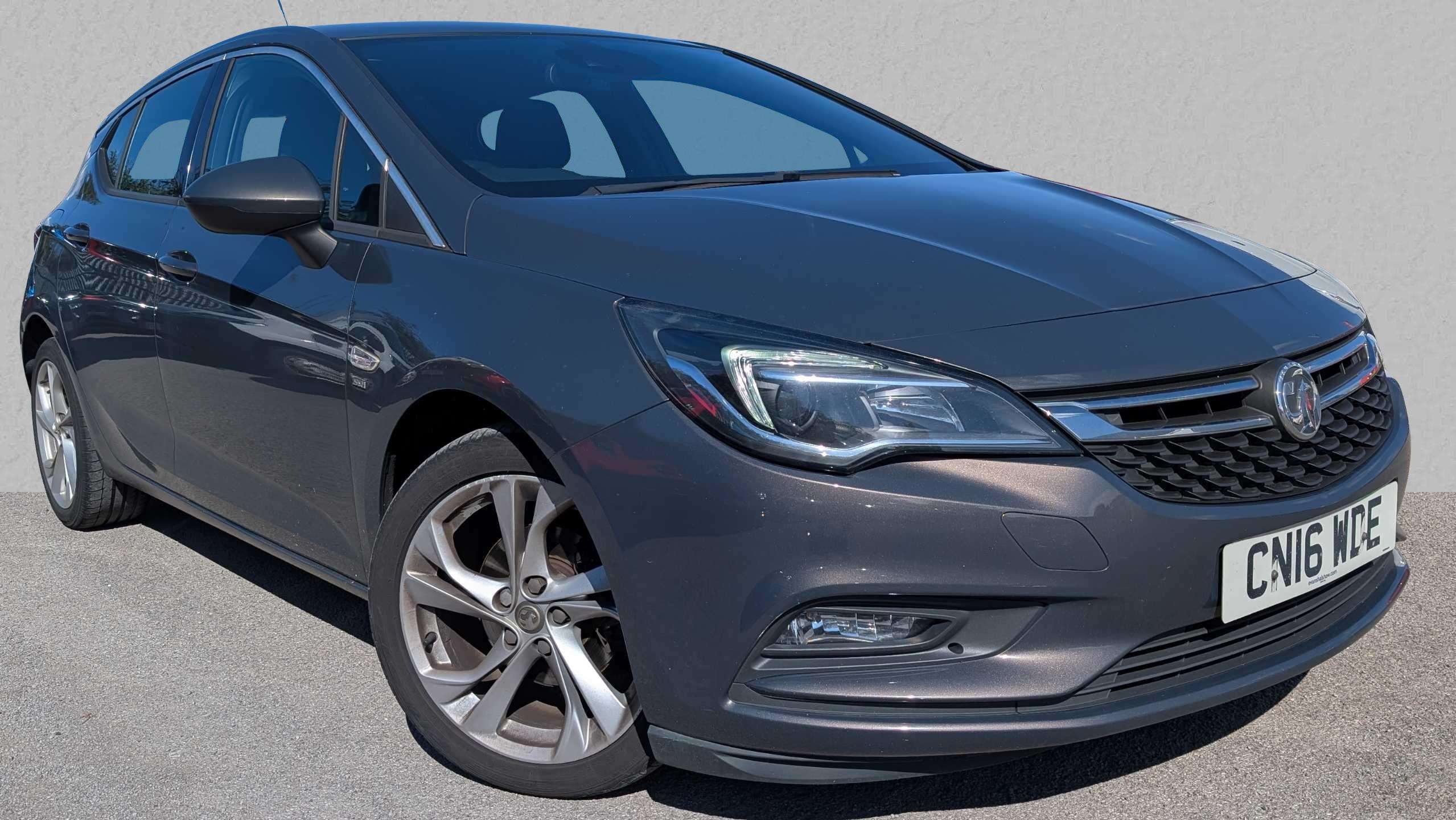 Main listing image - Vauxhall Astra